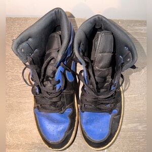 Nike Air JORDAN 1 MID 'HYPER ROYAL'